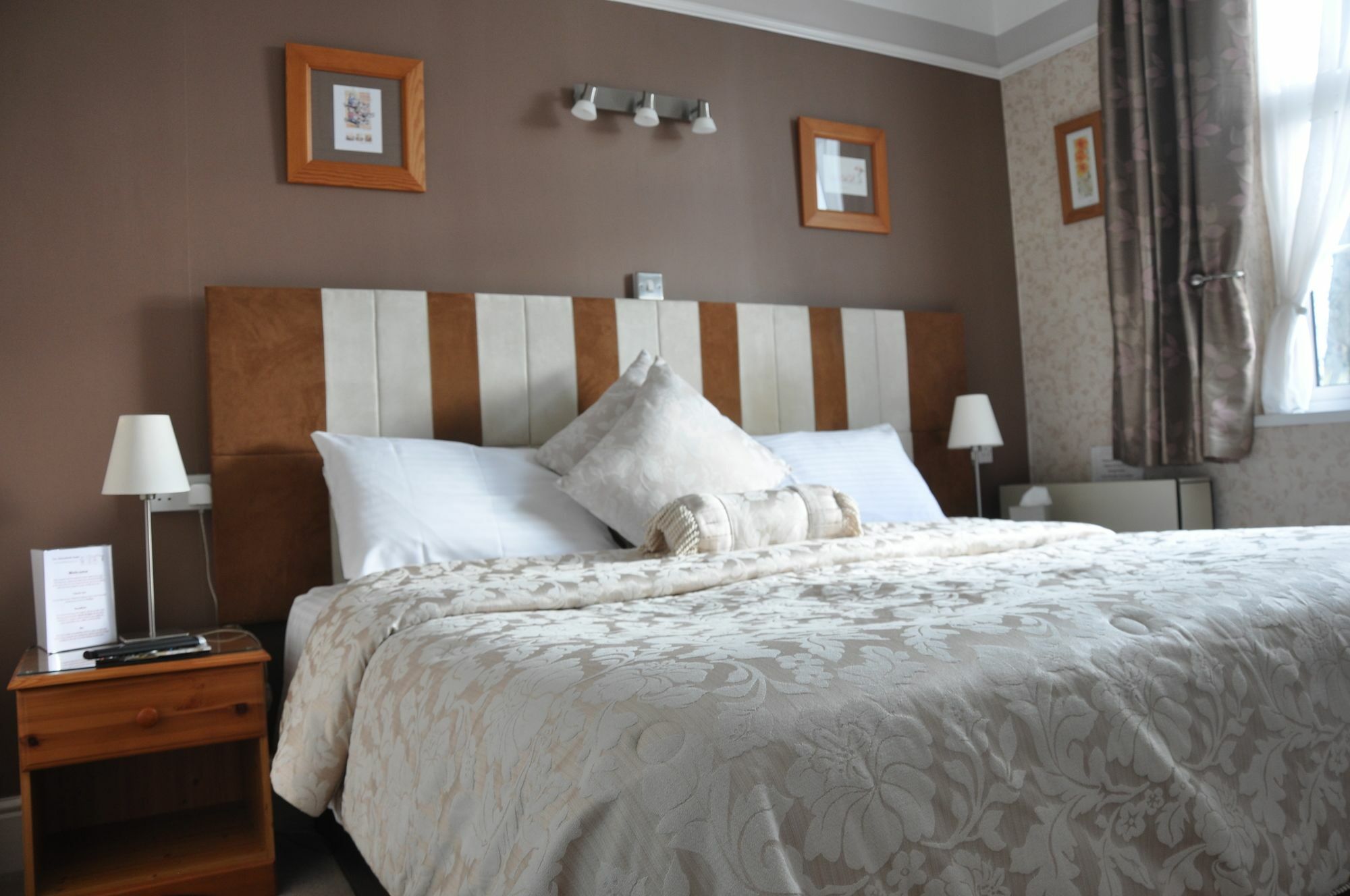 Abbeyfield Vintage Style Boutique B&B ทอร์คิ ภายนอก รูปภาพ